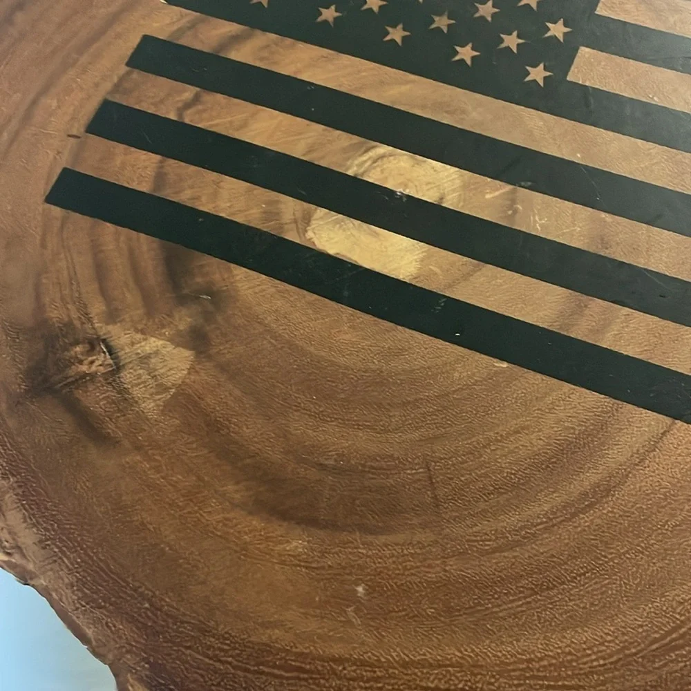 Circle wooden tray trivet with raw edge and black american flag